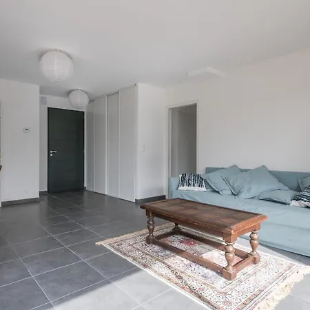 Maison Neuve Pour 4 Adultes - 2 Enfants - Jardin Ferienhaus *