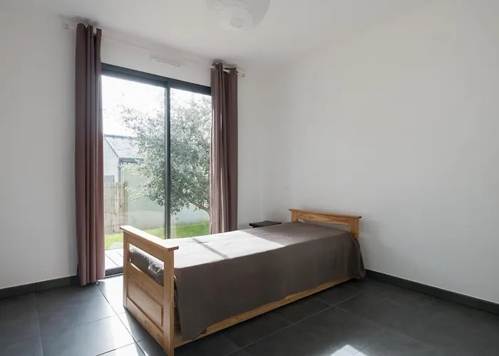 Maison Neuve Pour 4 Adultes - 2 Enfants - Jardin